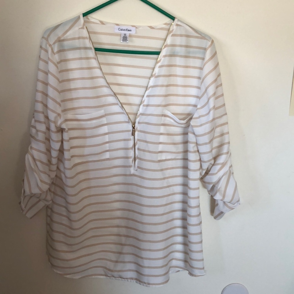 Calvin Klein 3/4 zip up blouse size large
